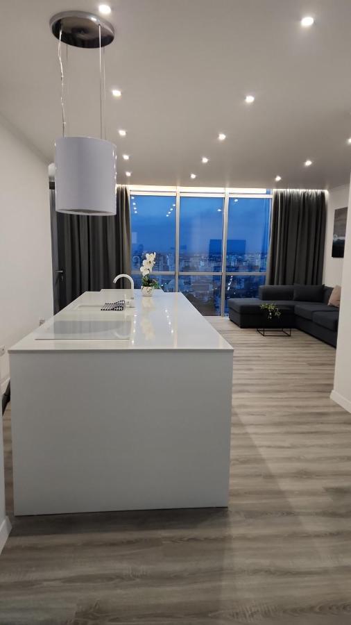 Durres City Apartment, City Center & Close To The Beach ภายนอก รูปภาพ