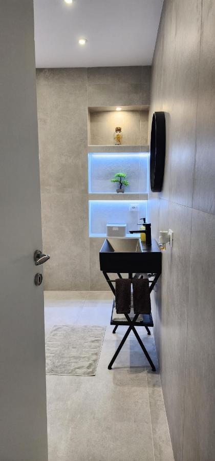 Durres City Apartment, City Center & Close To The Beach ภายนอก รูปภาพ